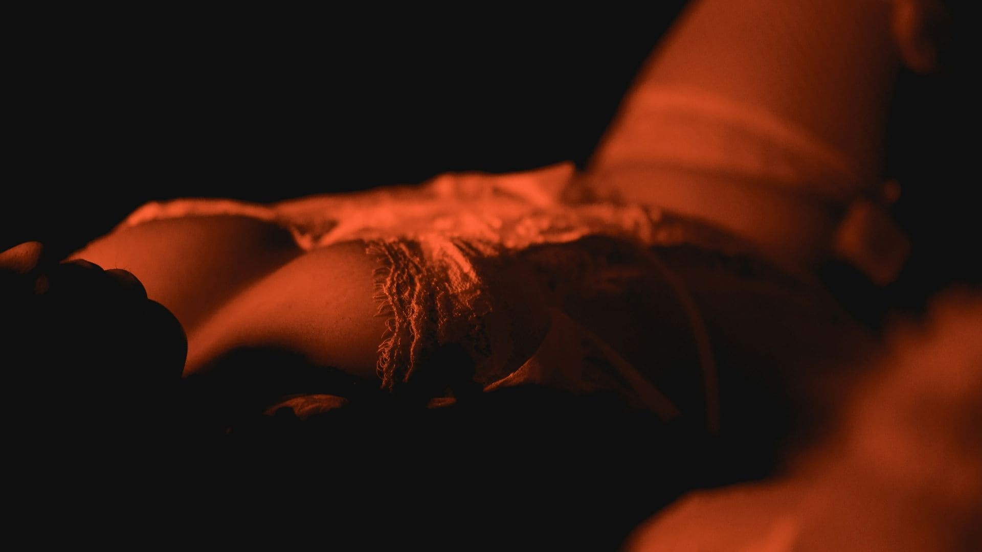 T invertido: posição para penetração profunda e orgasmos
