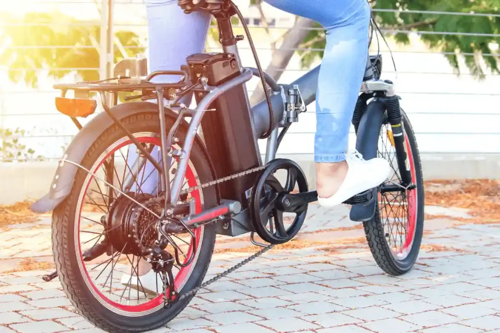 quais-sao-beneficios-fitness-andar-bicicleta-eletrica