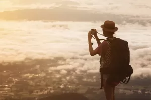 como-planejar-para-viajar-sozinha-aproveitar-suas-ferias