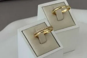 Veja como cuidar da sua aliança de casamento ouro 18K para durar gerações Veja como cuidar da sua aliança de casamento ouro 18K para durar gerações