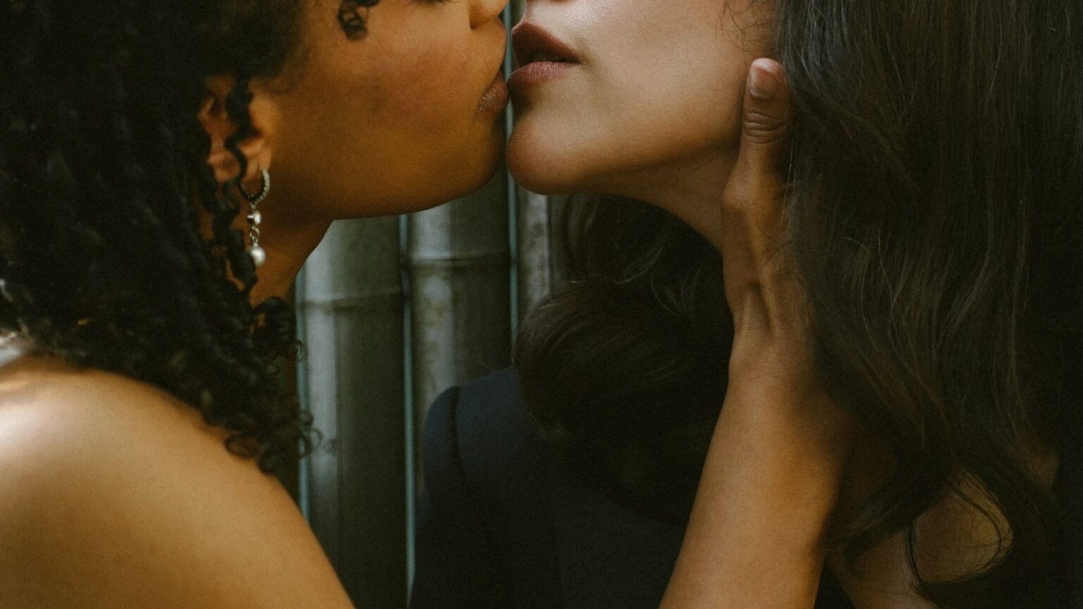 Ativa ou passiva? Os limites no sexo entre mulheres