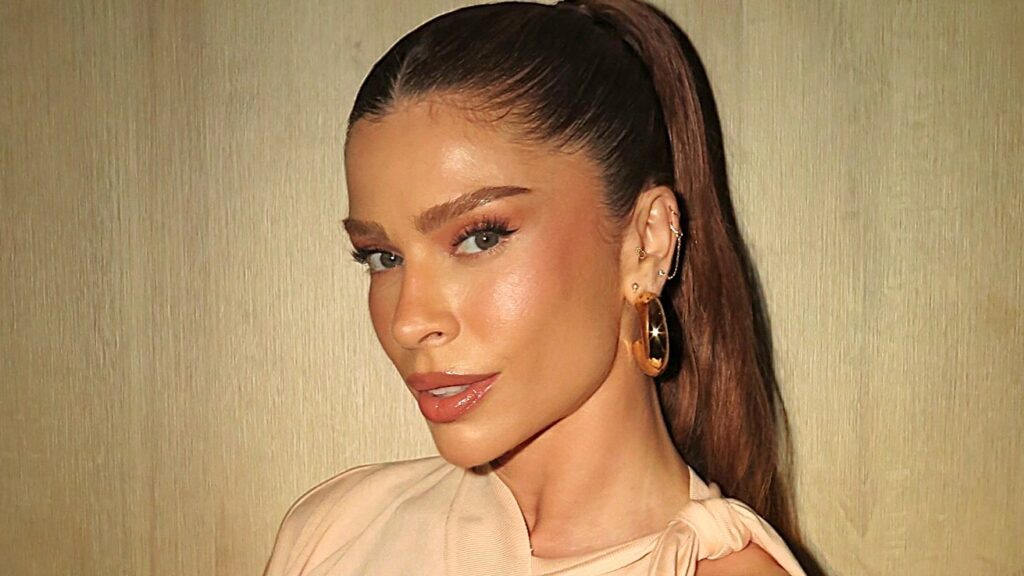 Grazi Massafera culpa chuva por gravação cancelada Grazi Massafera culpa chuva por gravação cancelada