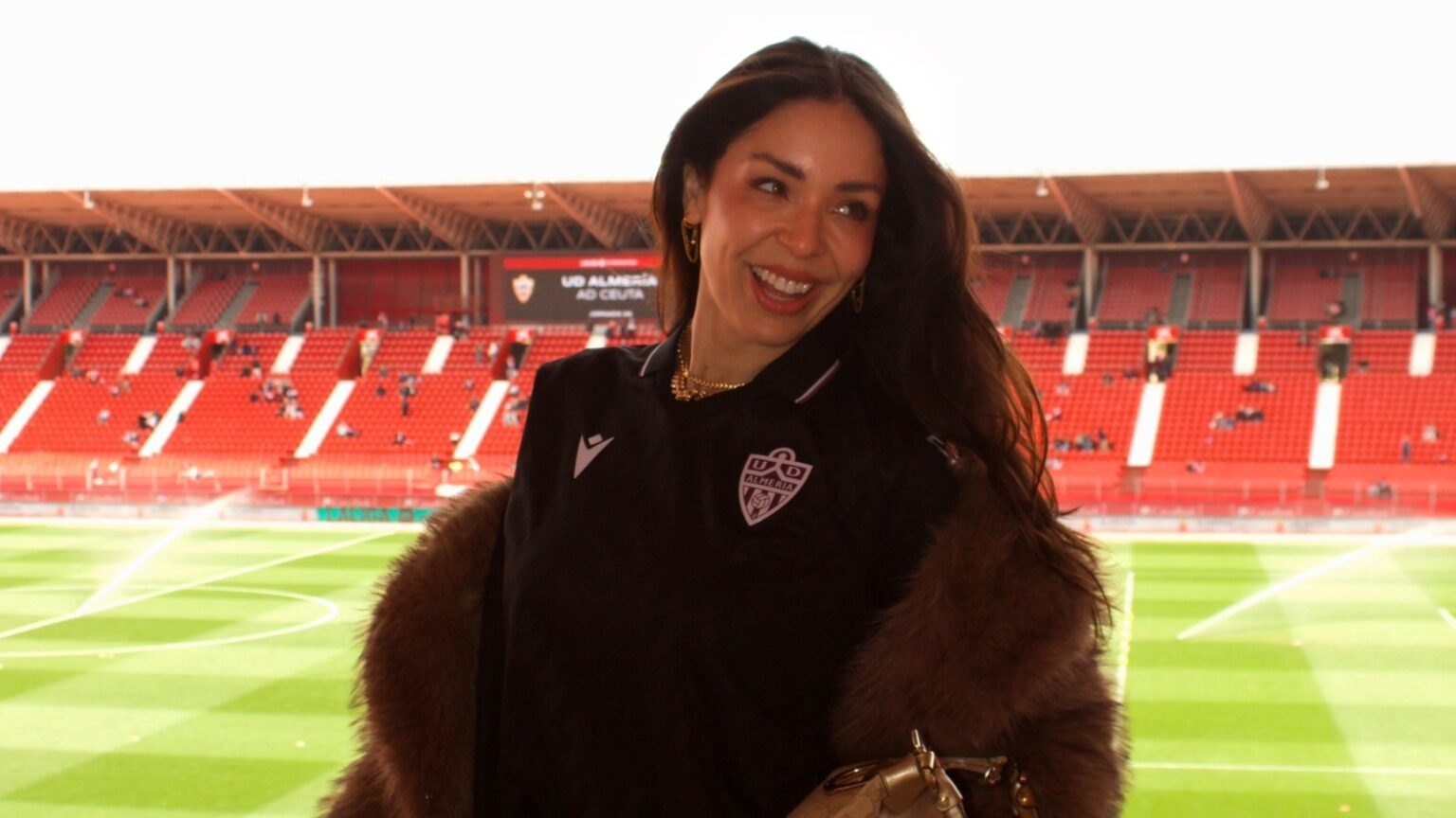 WAG brasileira revela realidade sem glamour