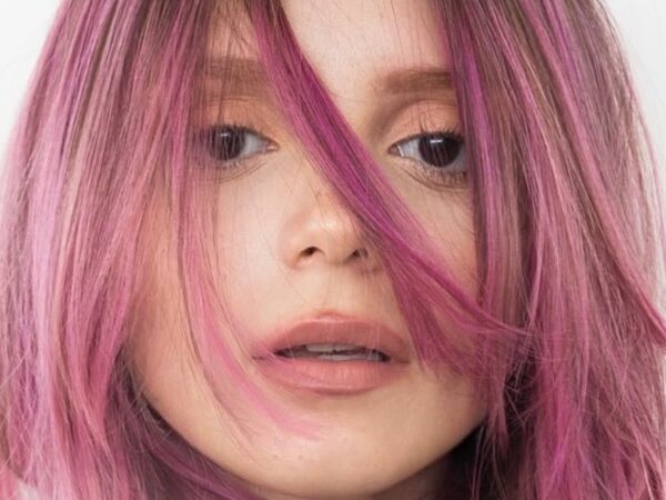 Cabelo rosa: a tendência que conquistou as passarelas