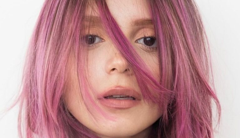 Cabelo rosa: a tendência que conquistou as passarelas