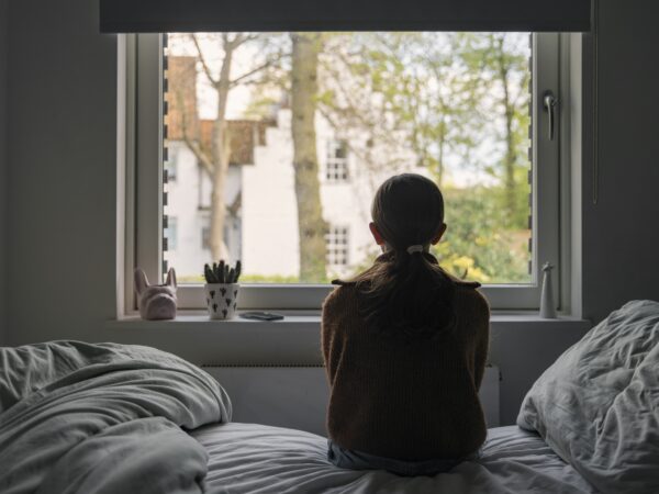 Denúncias de violação sexual infantil quase dobram no Brasil em 2026