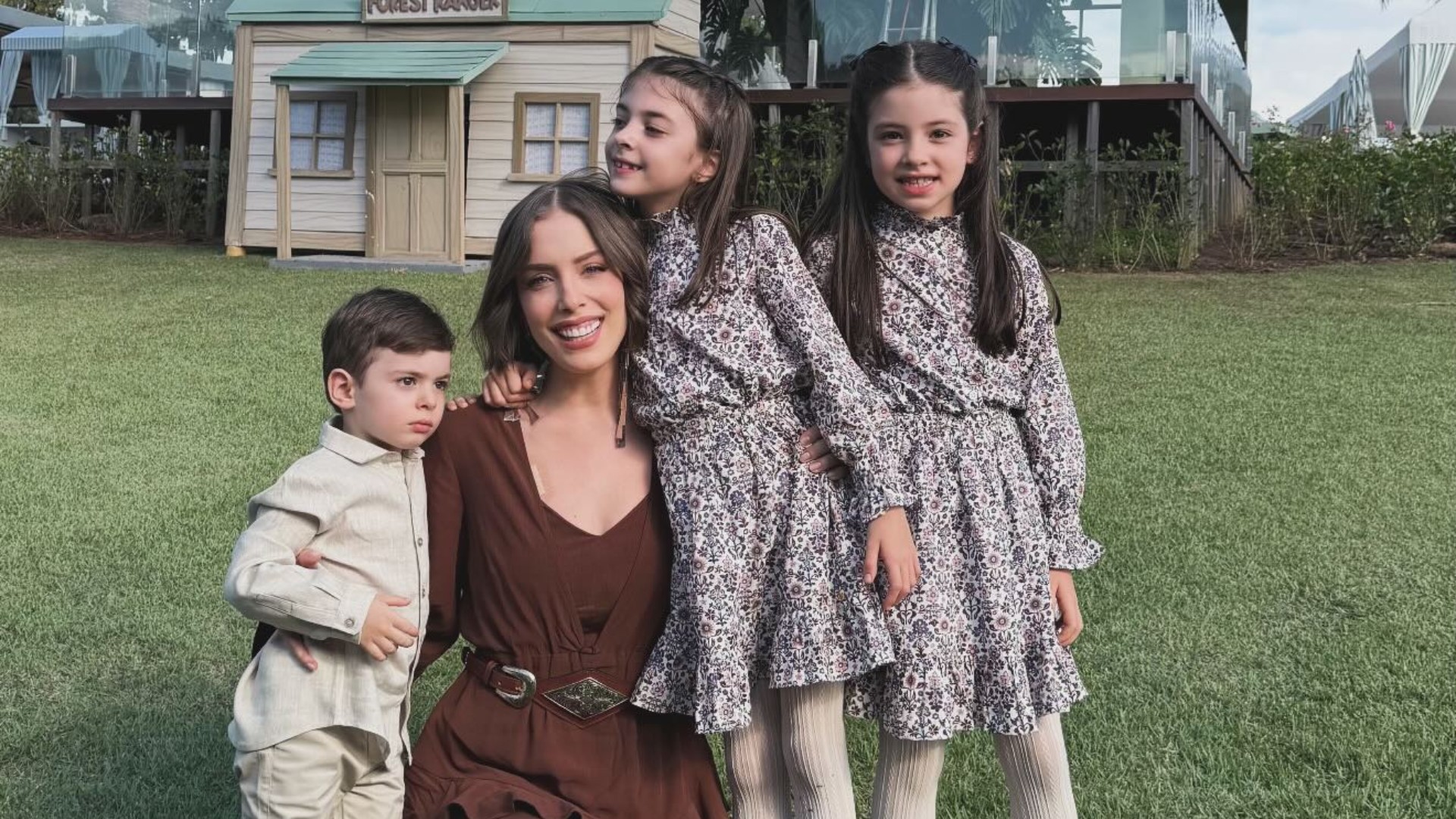 Fabiana Justus celebra aniversário da irmã com festa country