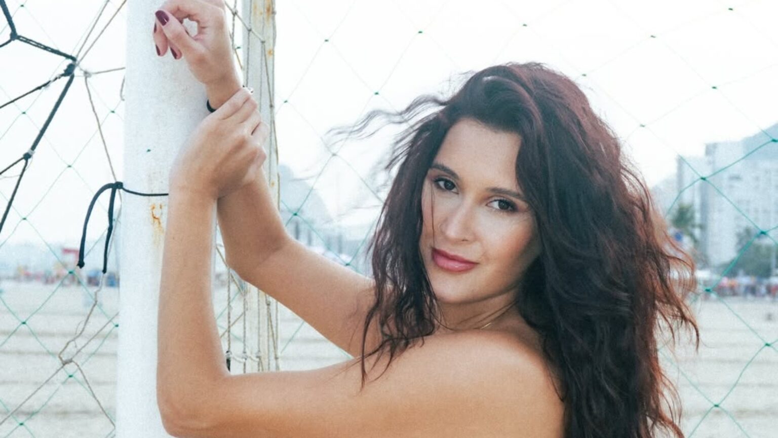 Filha de Bonner e Fátima mostra look para show de Shakira