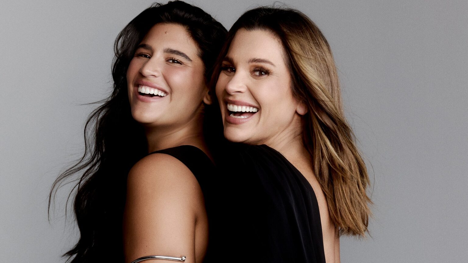 Flávia Alessandra e Giulia Costa: parceria de mãe e filha