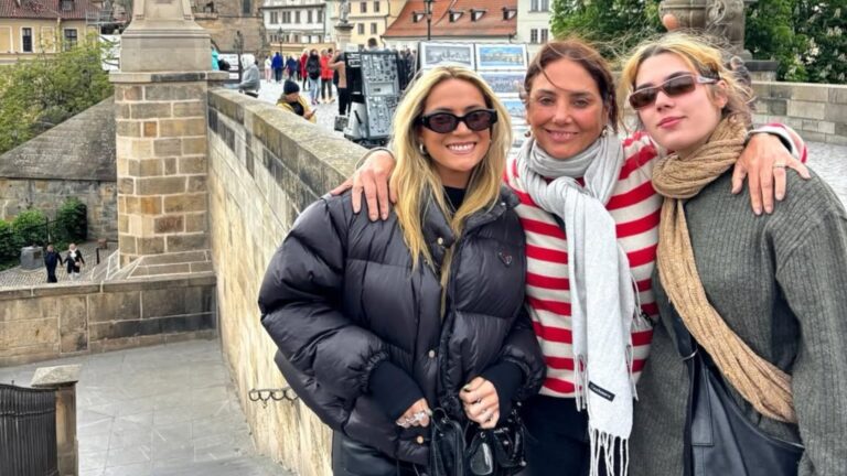 Heloísa Périssé viaja com as filhas e compartilha fotos