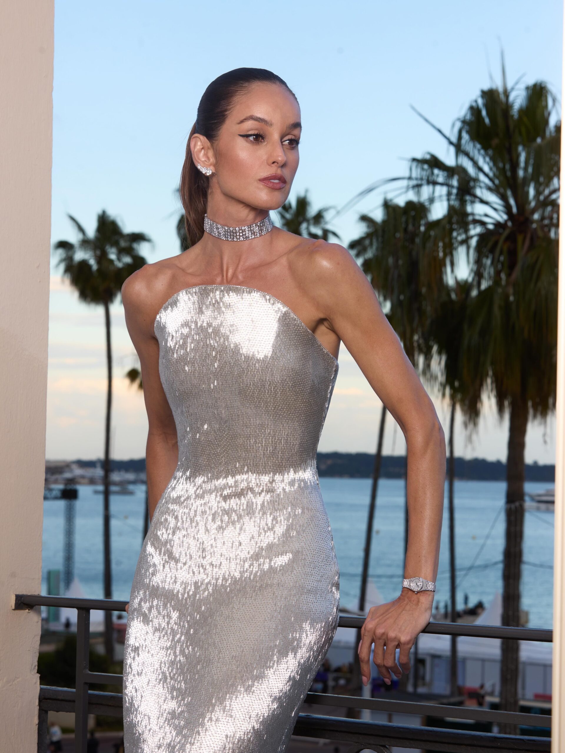 Izabel Goulart em Cannes: fãs a defendem após críticas