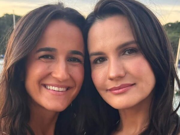 Kyra Gracie posa com irmã e família: “Verdadeira fortuna”