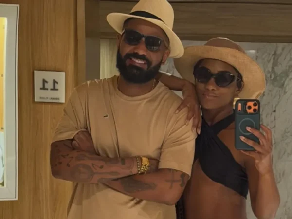 Arlindinho declara amor a Erika Januza no Dia dos Namorados