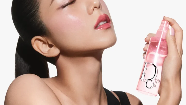 Dior lança bruma híbrida que fixa maquiagem por 24h