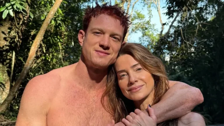 Leticia Spiller curte cachoeira com os filhos Pedro Novaes e Stella