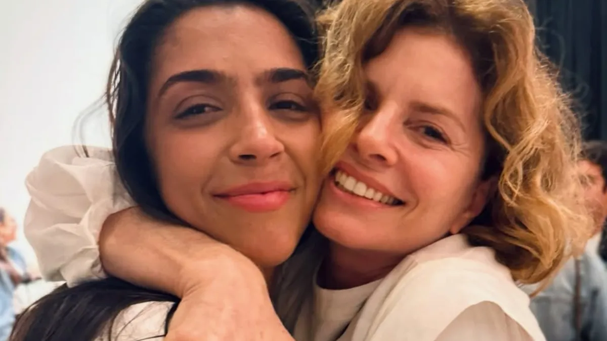 Débora Bloch se emociona com peça de Benedita Casé