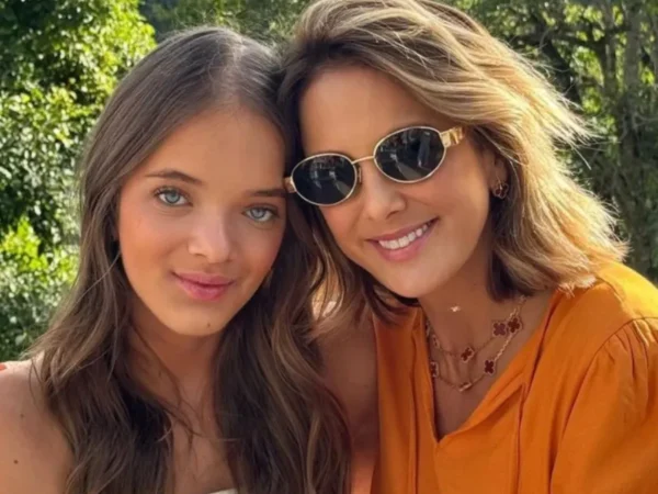 Rafa Justus revela por que desistiu de ficar loira igual à mãe
