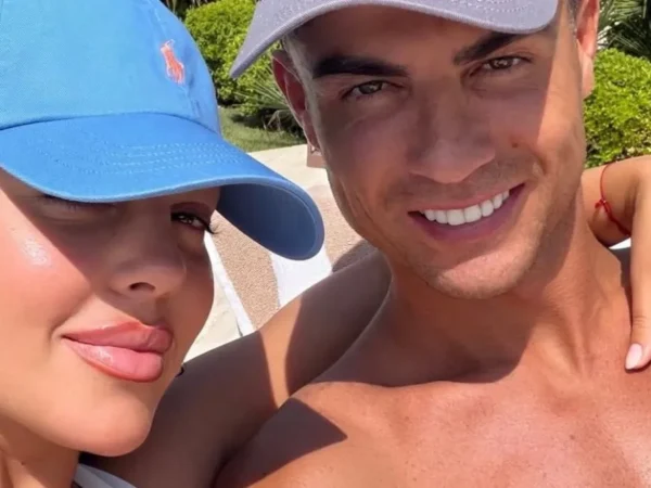 Georgina Rodríguez chama CR7 de "Papis" e web derrete