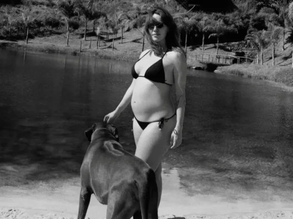 Marcela Ceribelli anuncia gravidez de gêmeos