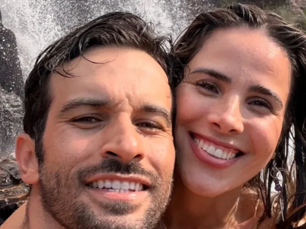Wanessa Camargo surge em clima de romance com Bruno Bevan em cachoeira
