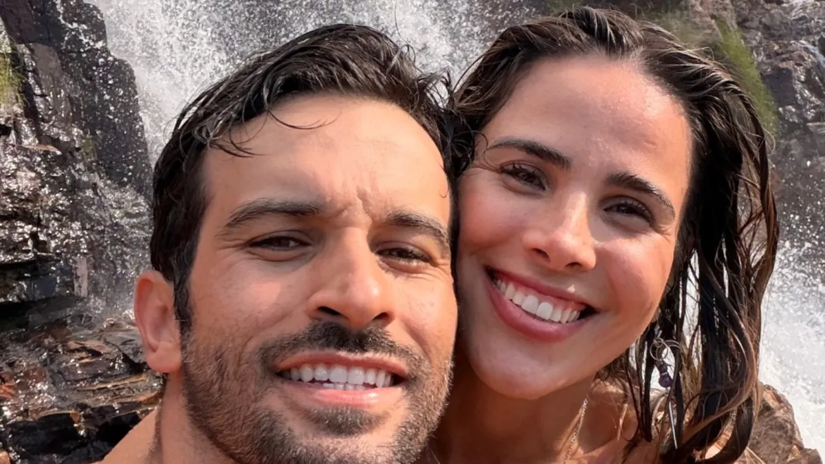 Wanessa Camargo surge em clima de romance com Bruno Bevan em cachoeira