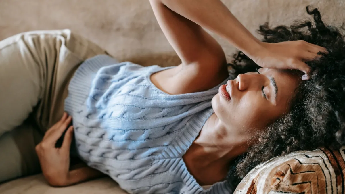 Fibromialgia em mulheres: violências cotidianas pioram crises